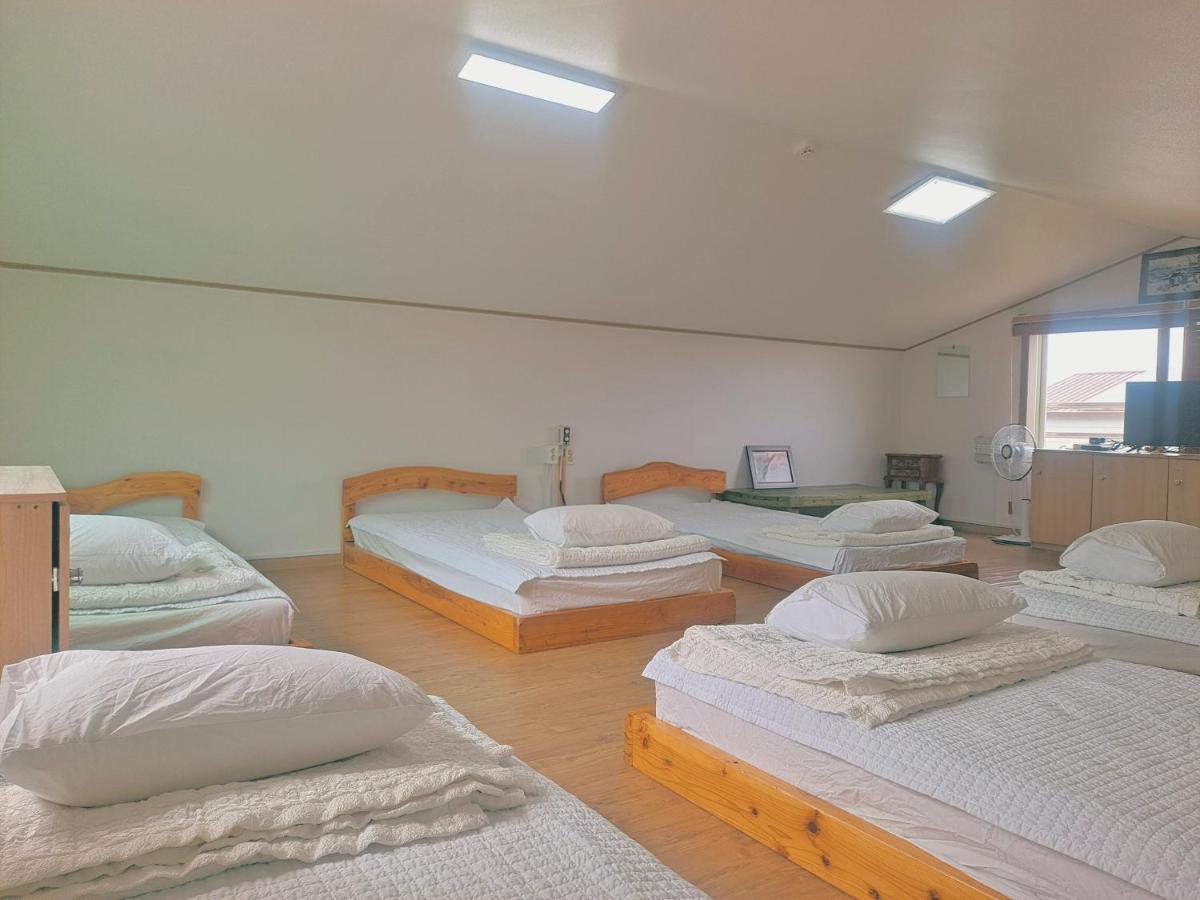 Jeju Gillime Pension Kültér fotó