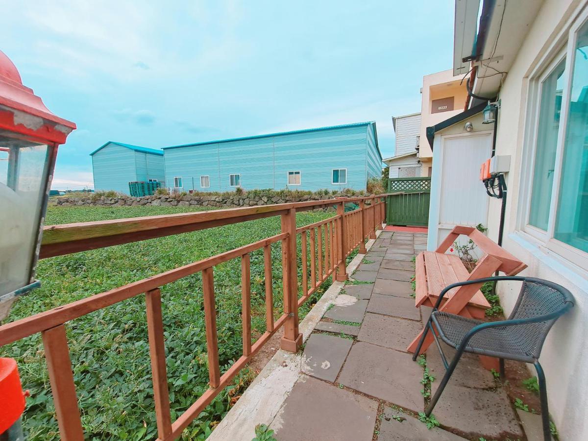 Jeju Gillime Pension Kültér fotó
